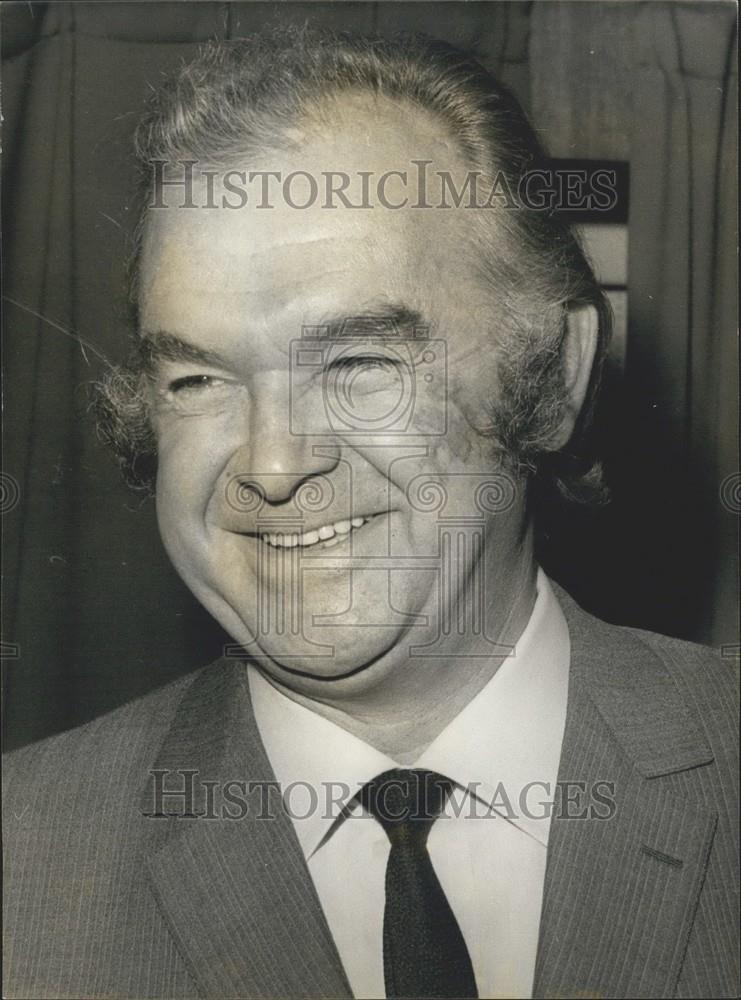 1976 Press Photo Impresario Johnny Stark - Historic Images