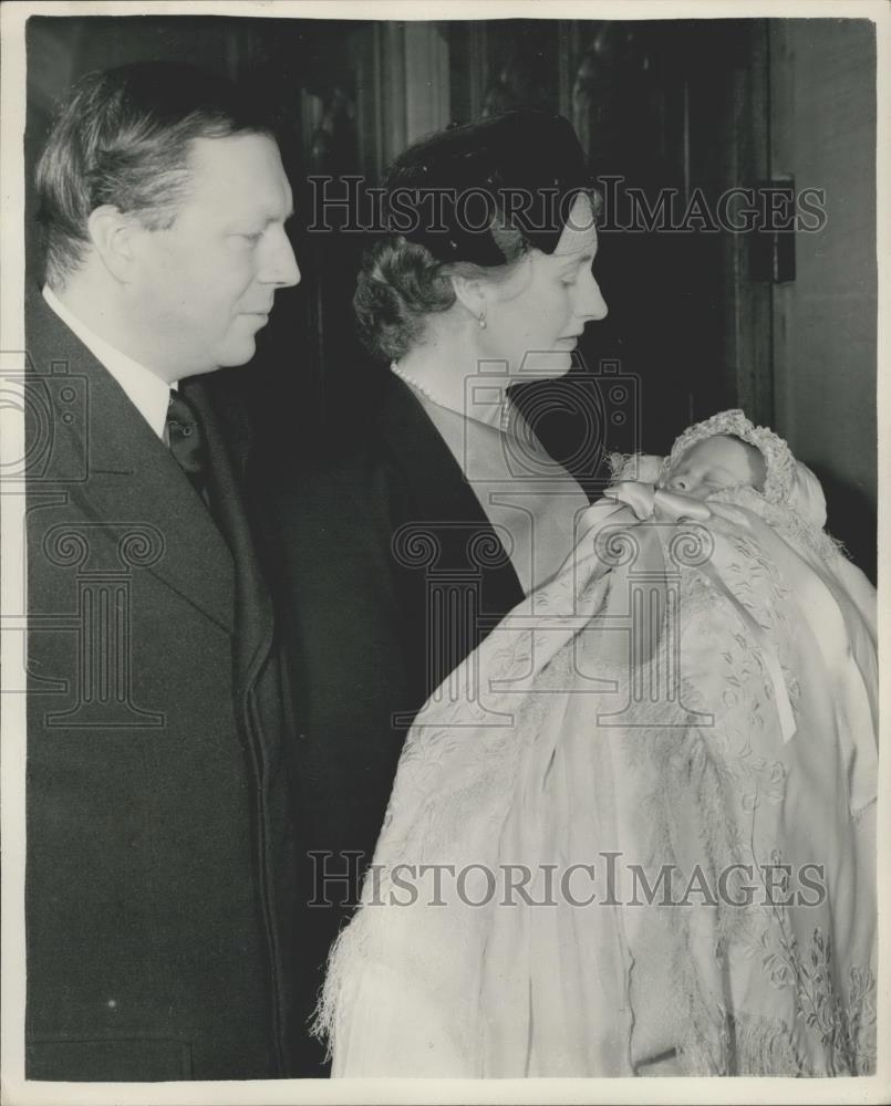 1953 Press Photo Son of EX-POW Christened In House of Commons - Historic Images