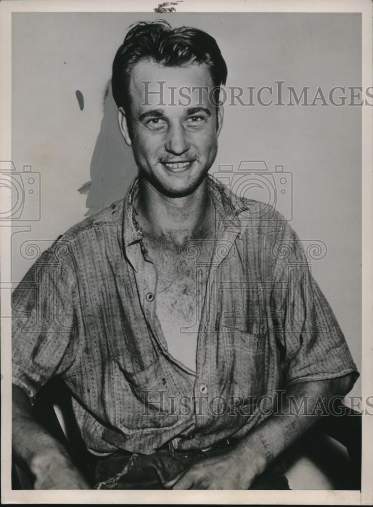 1936 Press Photo Charles E Alderman shown after arrest in Painesville Ohio - Historic Images