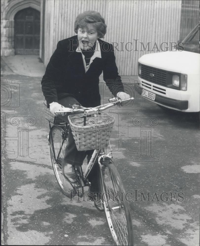 1981 Press Photo Lady Runcie ,wife of Archbishop Runcie - Historic Images