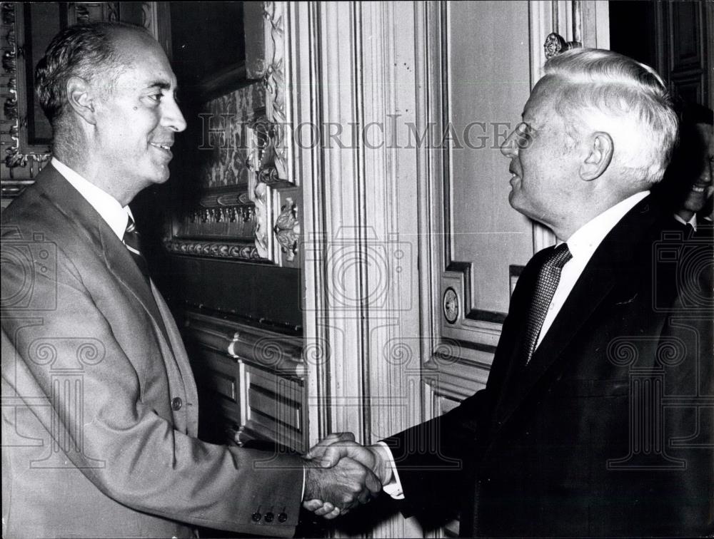 Press Photo Secretary of Treasure David Kennedy in Madrid - Historic Images