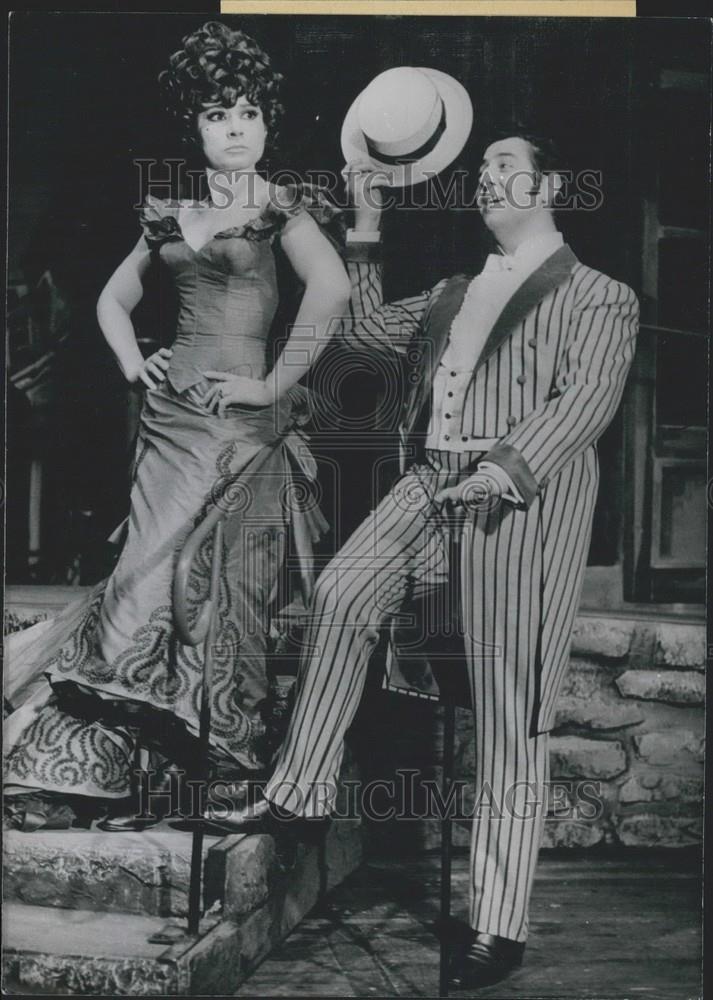 1968 Press Photo Vico Torriani and Violetta Ferrari in "Can Can" - Historic Images