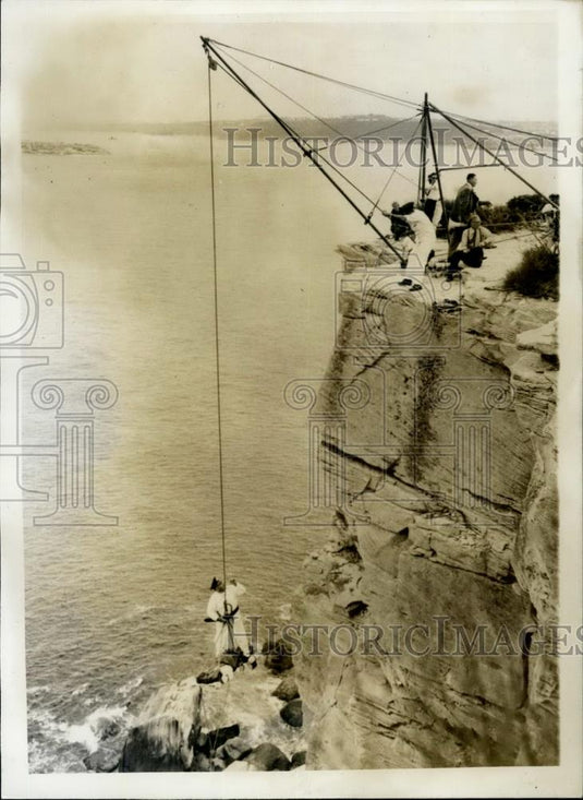 Press Photo Rescue of man who fell 250 ft over cliffside - Historic Images