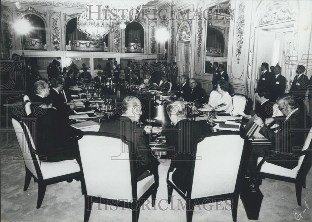 1979 Press Photo Second Session of the Tokyo Summit Conference,Kawasaki Palace - Historic Images