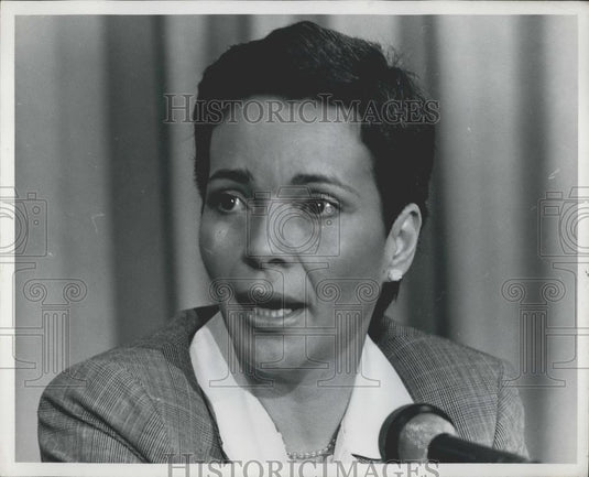 Press Photo Unknown female speaker - Historic Images