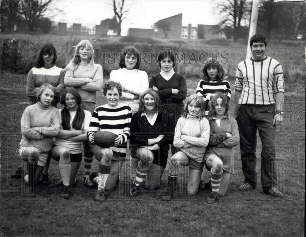Press Photo All Girl Rugger Team - Historic Images
