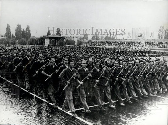 1955 Press Photo Eastern States Declare They Will Reduce Armies - Historic Images