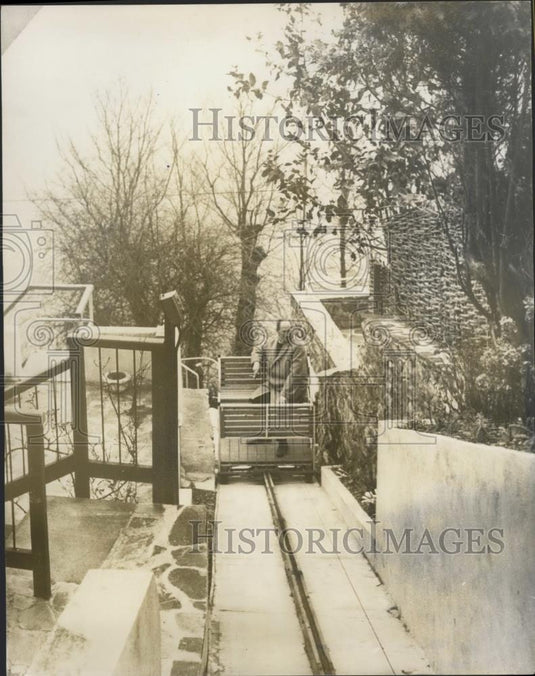 1969 Press Photo Tramway and rider - Historic Images