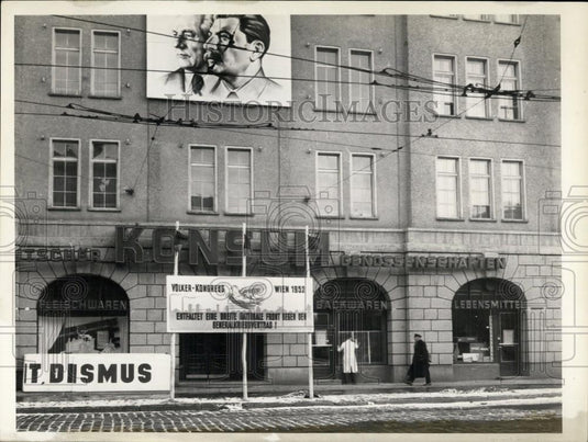 Press Photo Banners of Wilhelm Pieck, the East German Presid and Joseph Stalin. - Historic Images