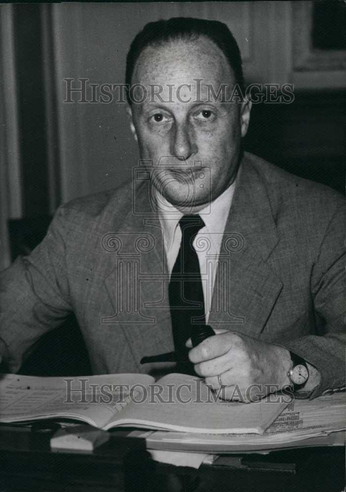 1958 Press Photo Mr Etienne Hirsch of the French government - Historic Images