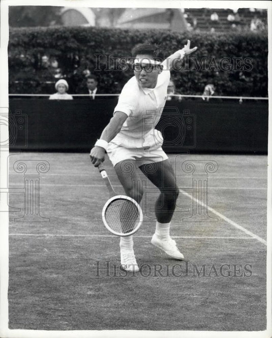 1962 Press Photo M. Fujii (Japan) at Wimbledon first day - Historic Images