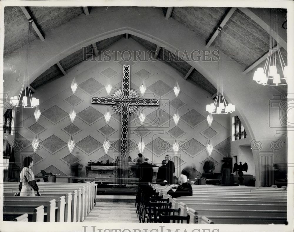 1953 Press Photo St. Paul&#39;s Church, Stratford London - Historic Images