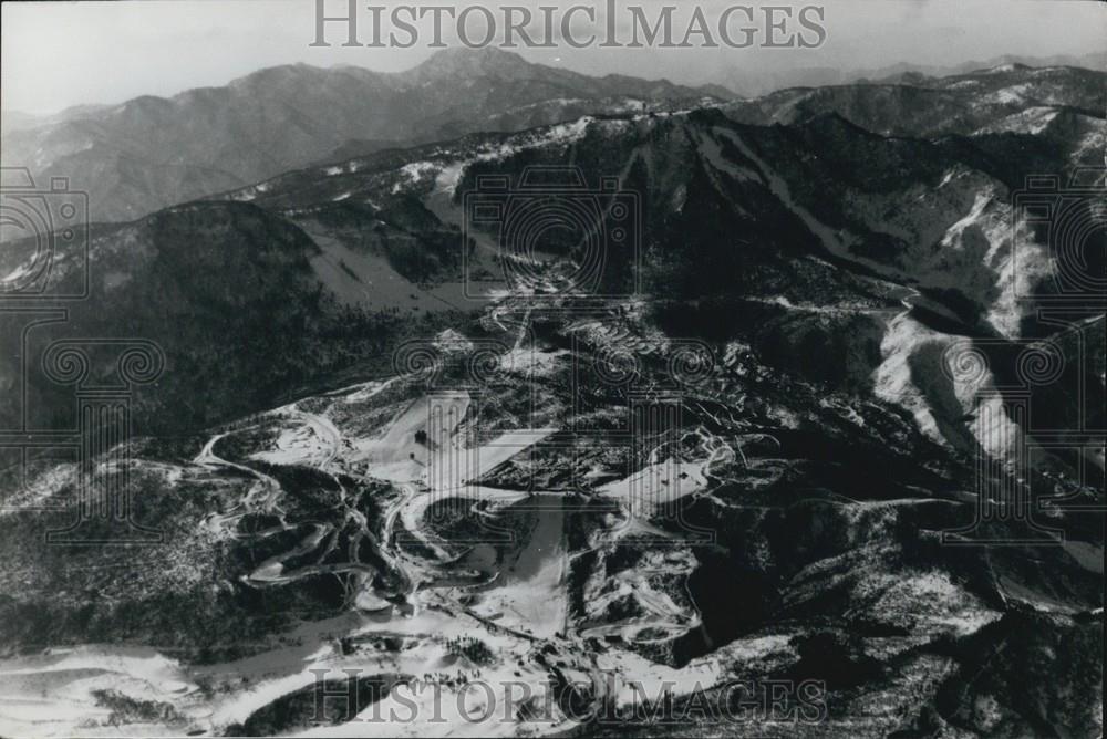1971 Press Photo Mount Teine Japan Sea Men's Giant Slalom course Women's course - Historic Images