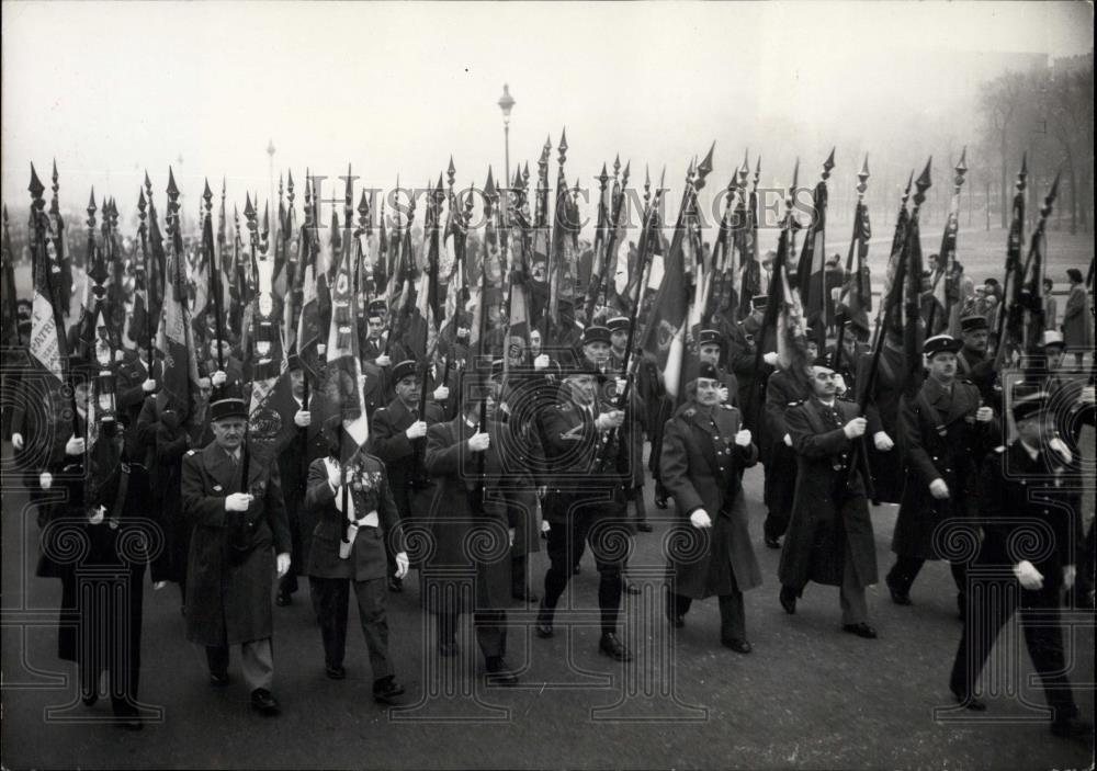 1953 Press Photo Armistice Day Celebrations in Paris - Historic Images