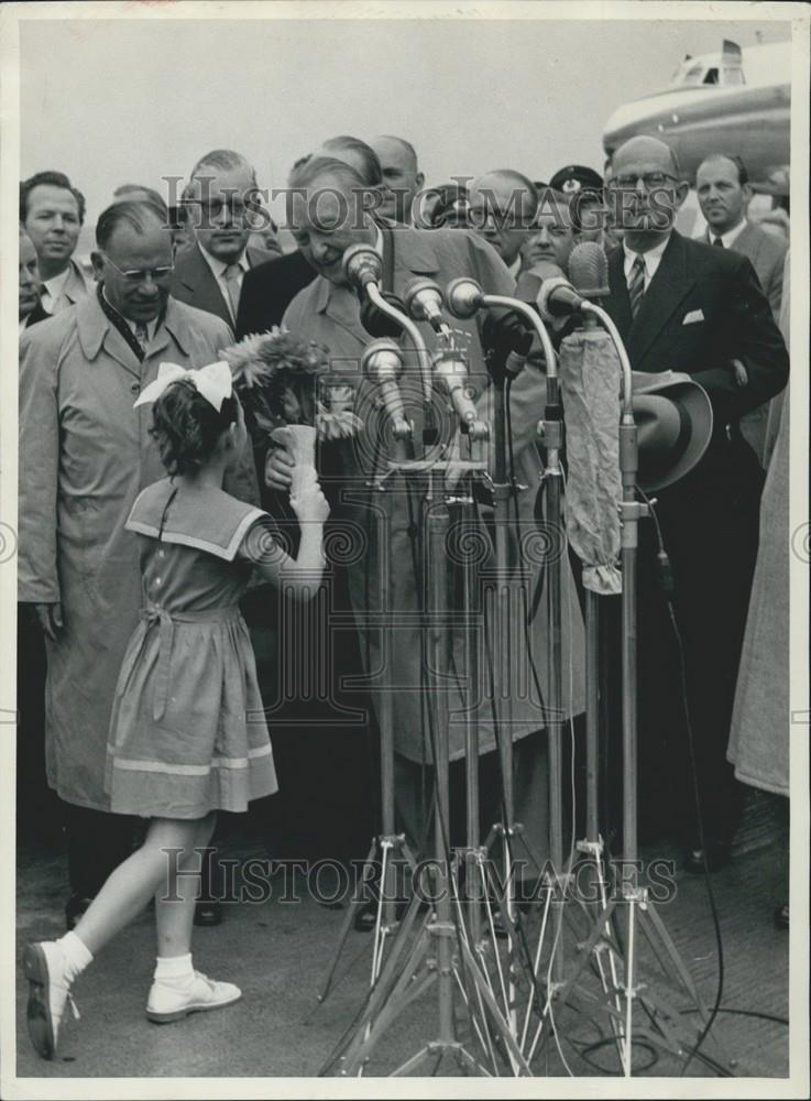 1955 Press Photo Chancellor Adenauer and German delegation at Wahn Airport. - Historic Images