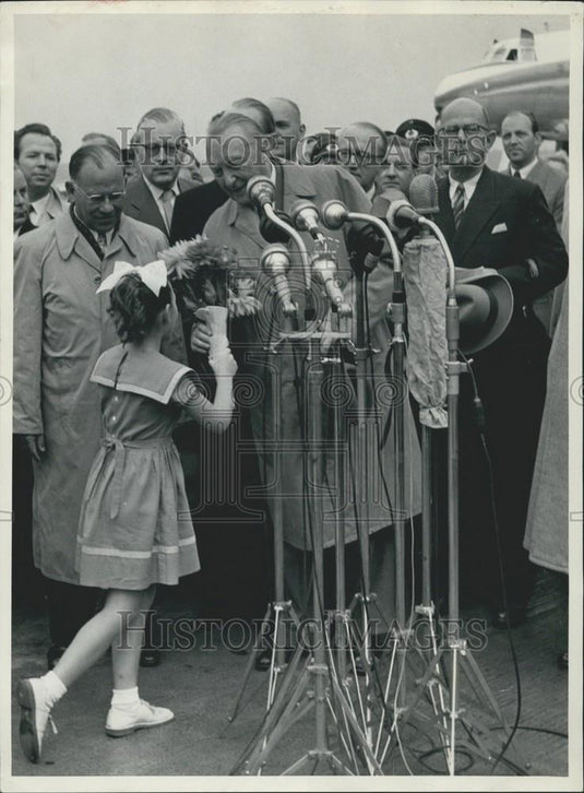 1955 Press Photo Chancellor Adenauer and German delegation at Wahn Airport. - Historic Images