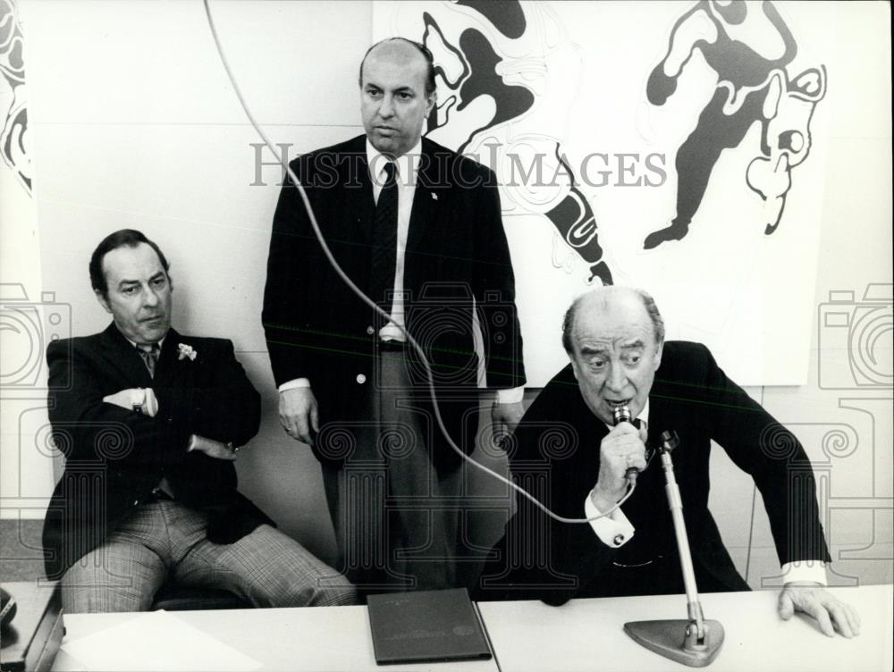 1971 Press Photo The Canadians refuse to attend Olympics - Historic Images