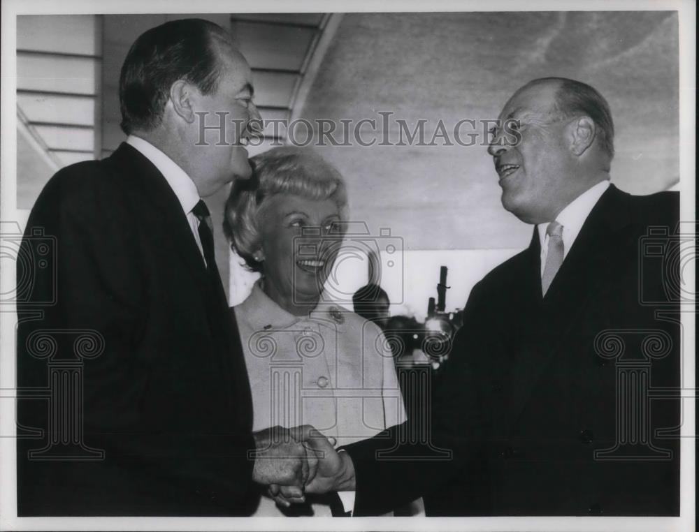 1968 Press Photo Vice President Herbert Humphrey and King Olav V of Norway - Historic Images