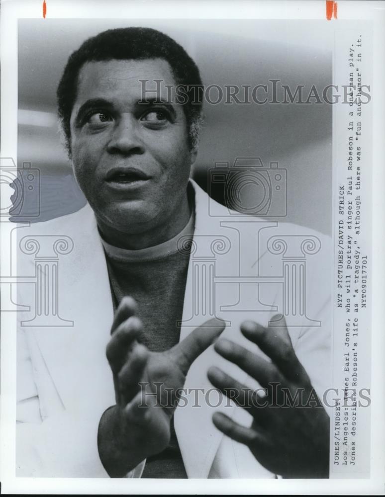 1977 Press Photo James Earl Jones American Stage Film and TV Actor - cvp27345 - Historic Images