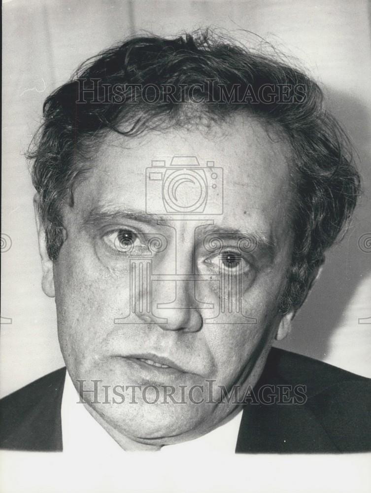 1974 Press Photo Vladimir Maximov - Historic Images