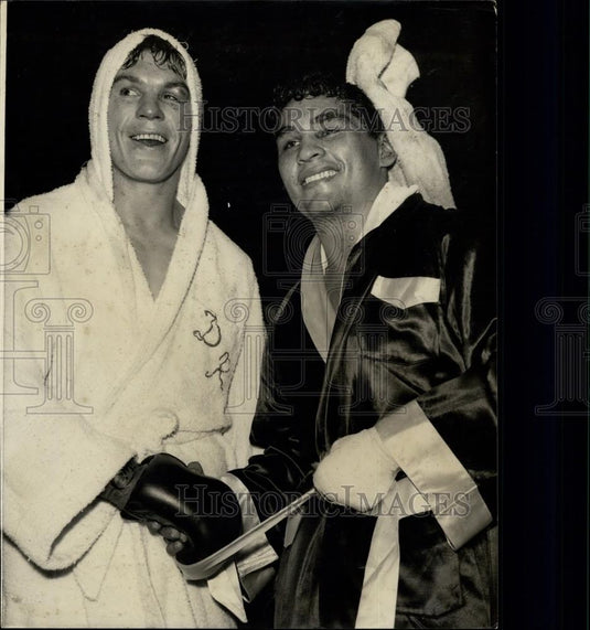 1957 Press Photo Boxers Dick Richardson & Willie Pastrano - Historic Images