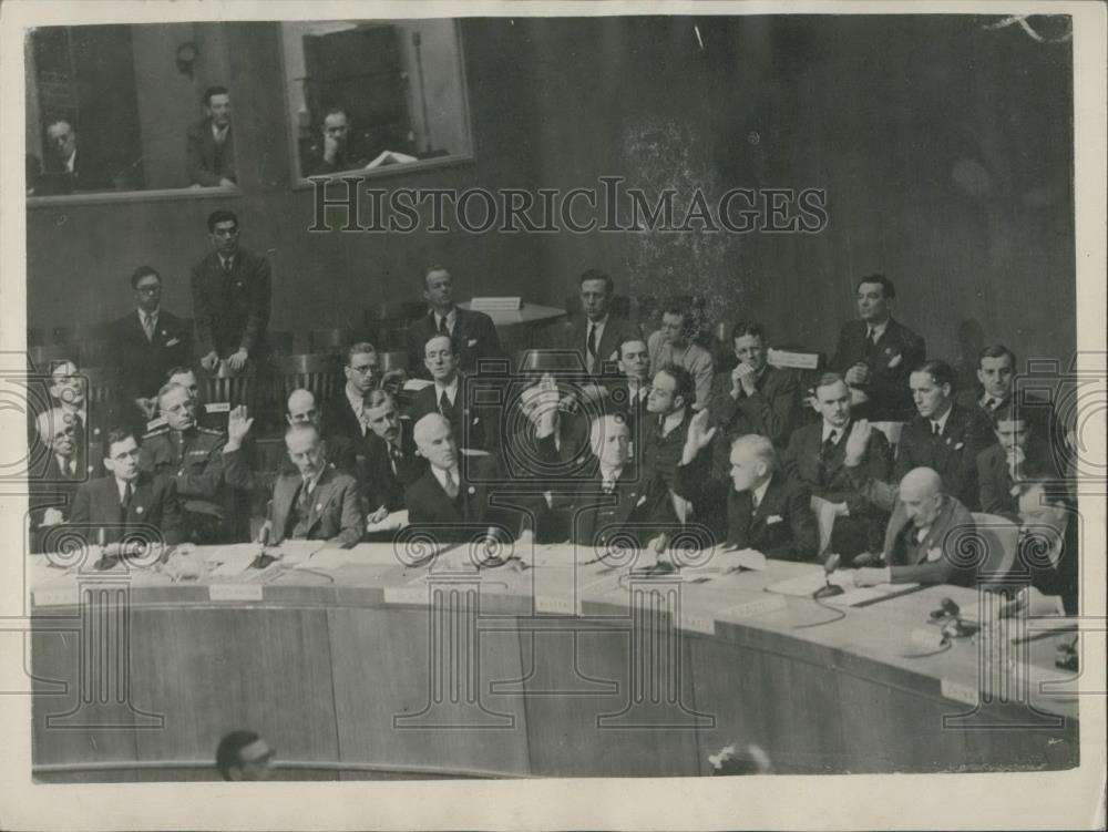 1946 Press Photo U.N.O. security Council in New York - Historic Images
