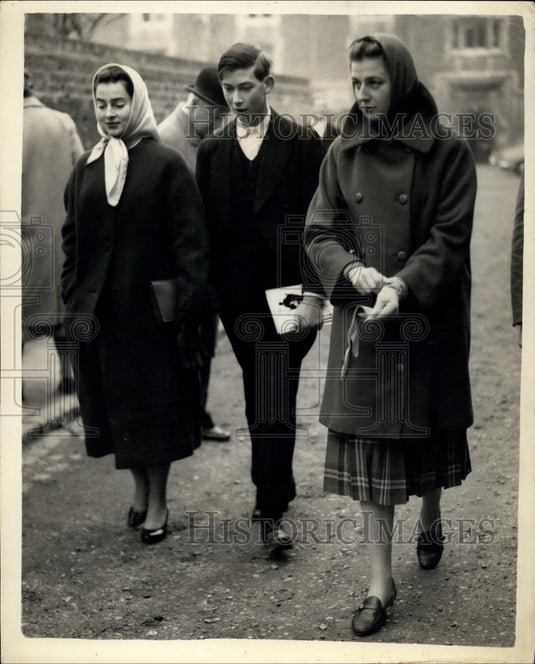 1957 Press Photo Princess Alexandra attends St. Andrew's day wall games - Historic Images