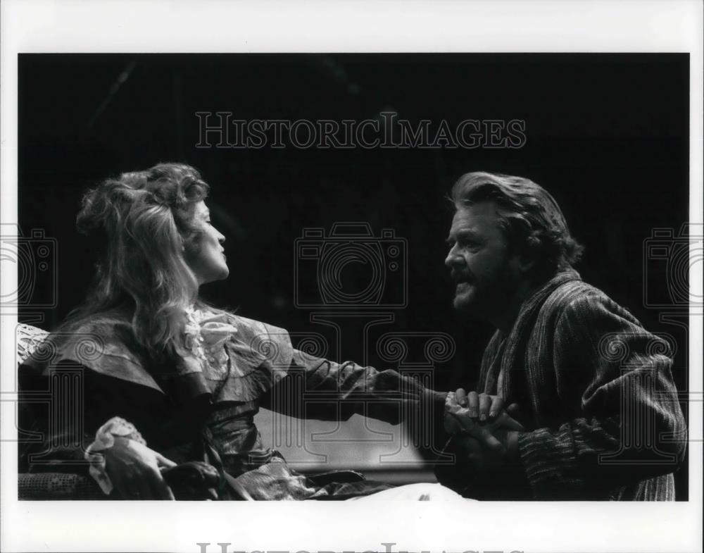 Press Photo Hal Holbrook in Uncle Vanya theater play - cvp23729 - Historic Images