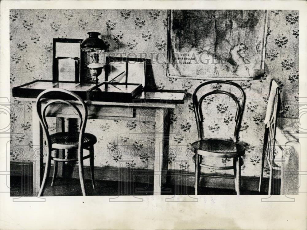 Press Photo Soviet Leader Lenin's Childhood Home - Historic Images