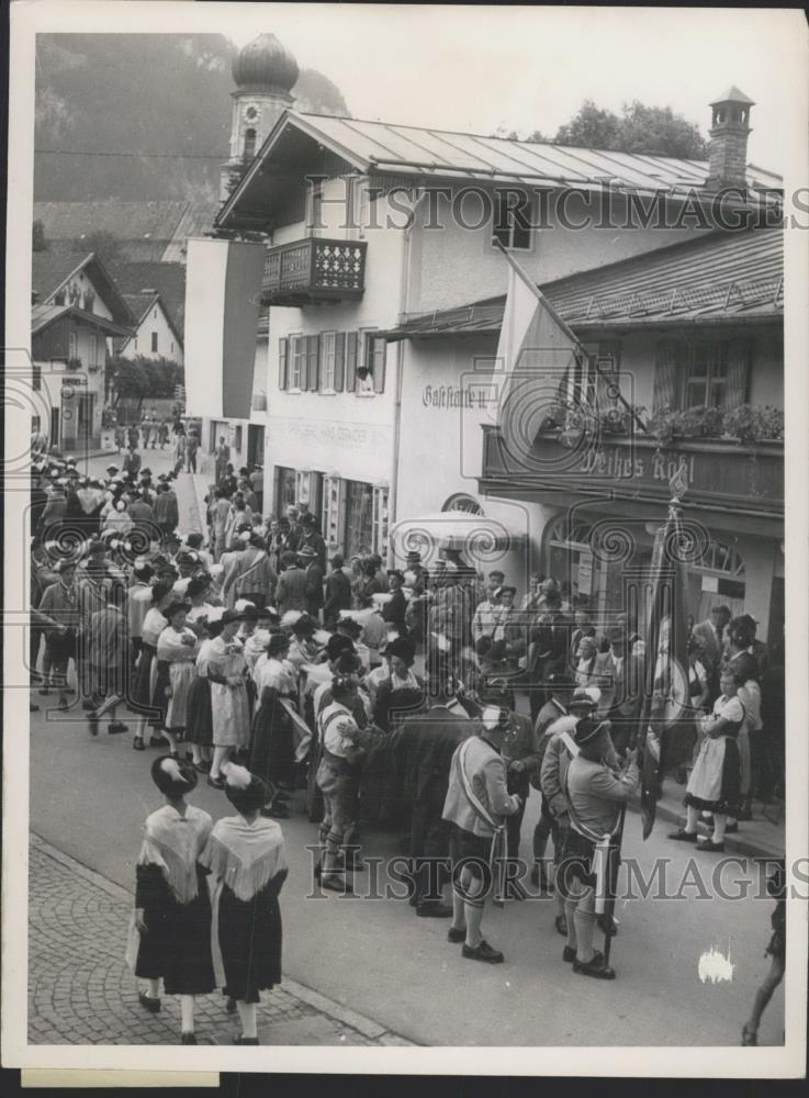 Press Photo German Passion Play Village scene - Historic Images