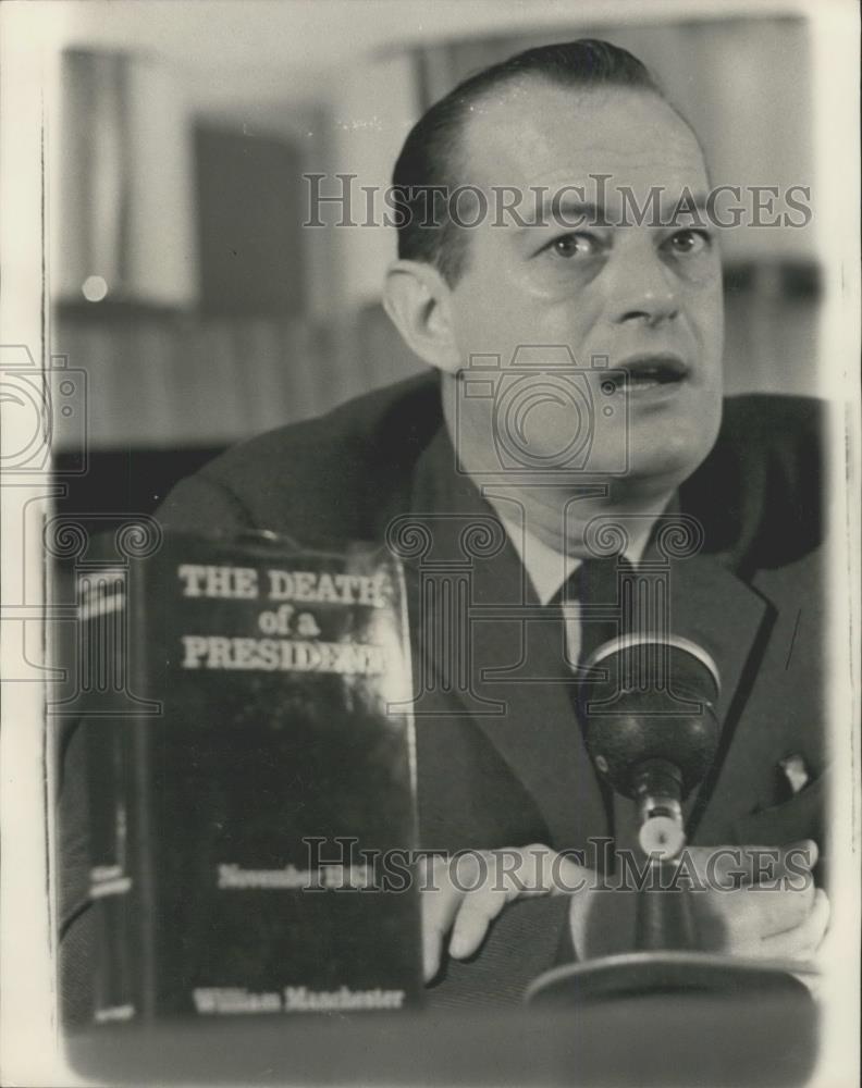 1967 Press Photo Author William Manchester, &quot;Death Of A President&quot; - Historic Images