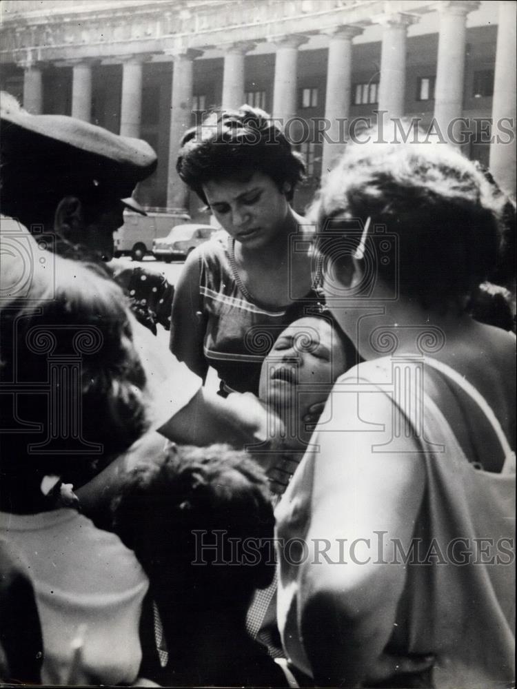 1962 Press Photo Greek Earthquake Affects Citizens - Historic Images