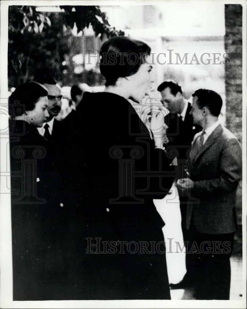 Press Photo Princess Margaretha of Sweden enjoys an ice cream - Historic Images