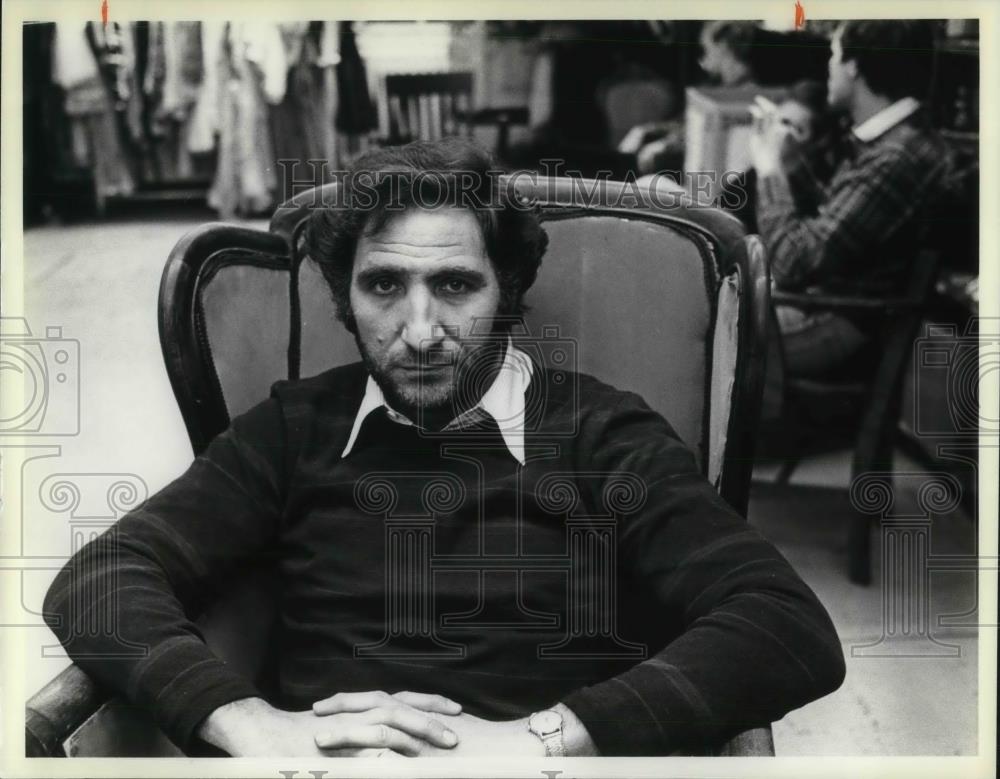 1979 Press Photo Judd Hirsch American Actor stars on Taxi TV show - cvp20792 - Historic Images