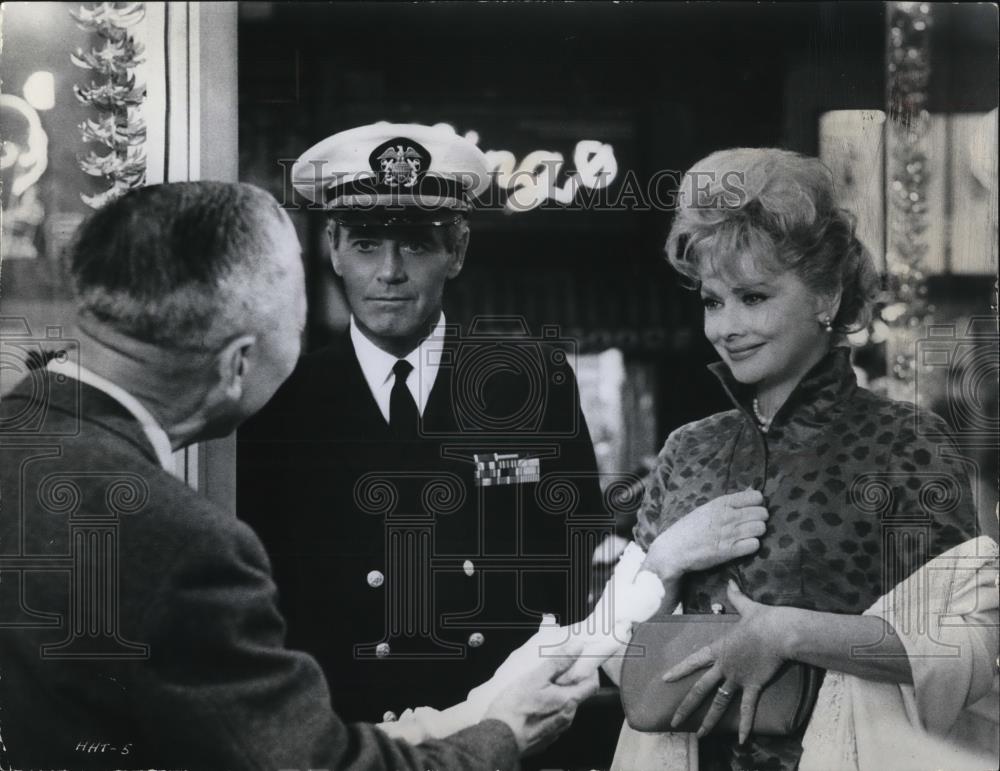 1975 Press Photo Lucille Ball & Henry Fonda in Yours, Mine & Ours - cvp27730 - Historic Images