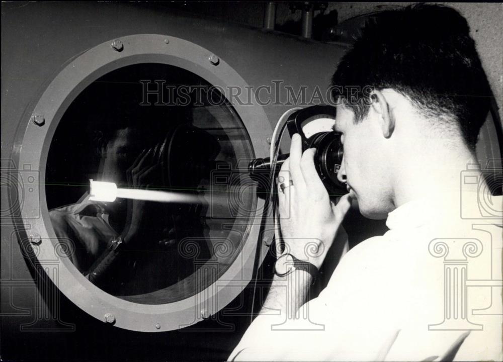 1963 Press Photo Heat in the arc jet engine is measured with special instruments - Historic Images