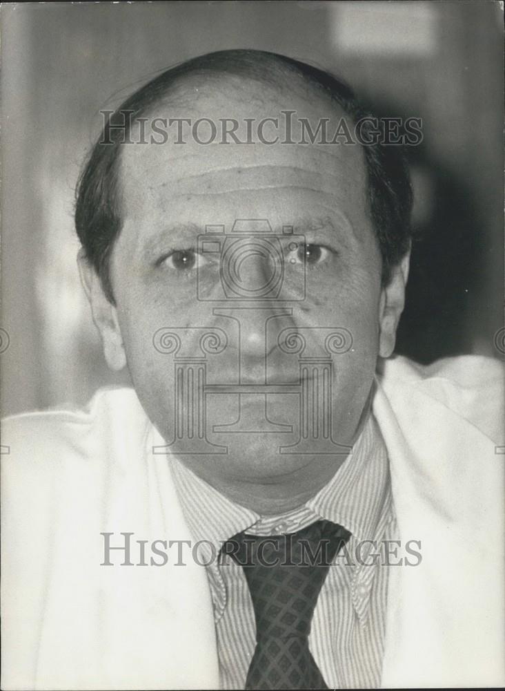 1979 Press Photo Phillipe Meyer Discovers Hypertension - Historic Images