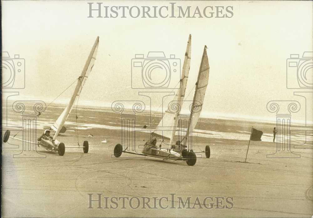 1973 Press Photo Sand yachting race at course for class III - Historic Images