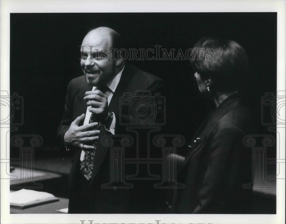 1992 Press Photo Tony Hoty Actor and Glynis Bell Actress - cvp22280 - Historic Images