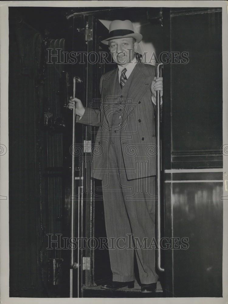 Press Photo M Nicole - Historic Images