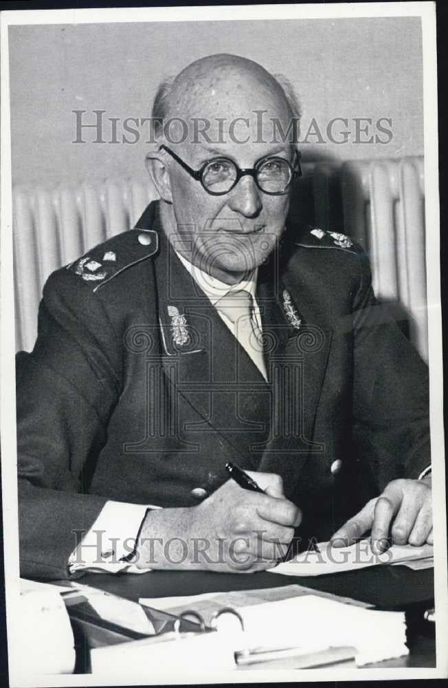 1956 Press Photo German General von Radowitz. - Historic Images