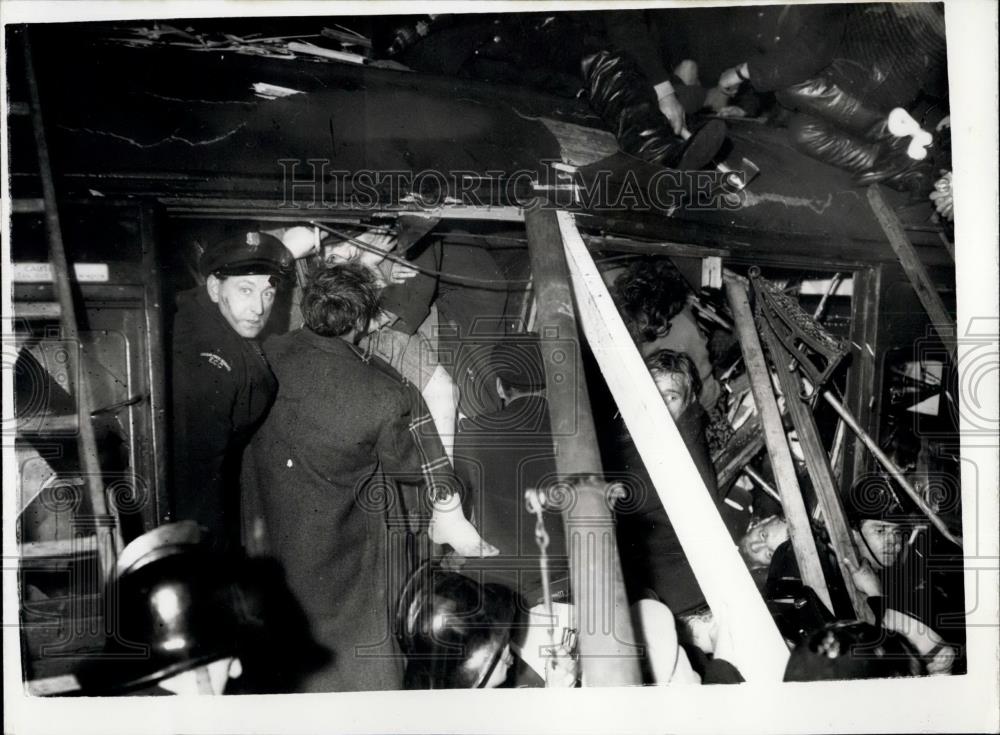 1958 Press Photo Wreckage from two train collision - Historic Images