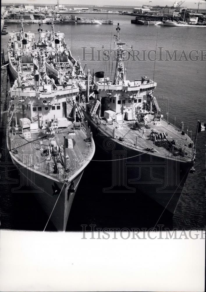 1954 Press Photo Four American Mine Sweepers For France - Historic Images
