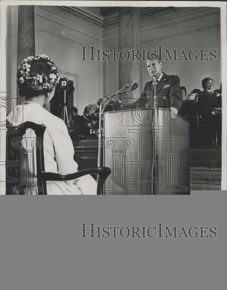 1961 Press Photo General Norstad Addresses Congress In Copenhagen - Historic Images