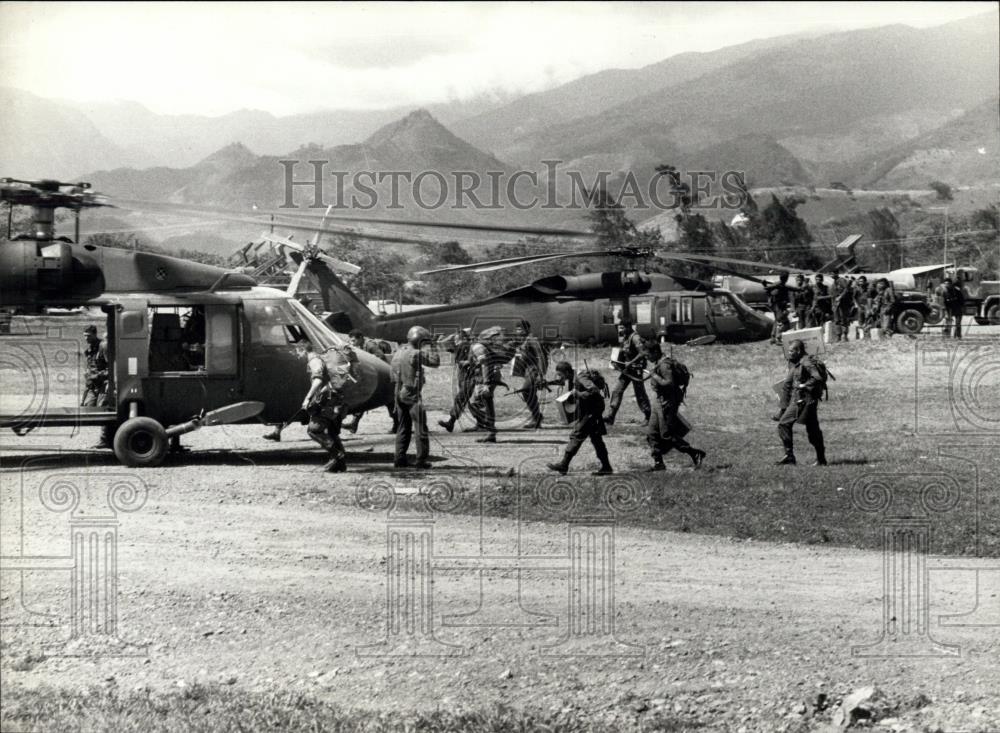 1984 Press Photo Helicopters at El Aguacate, Honduras - Historic Images