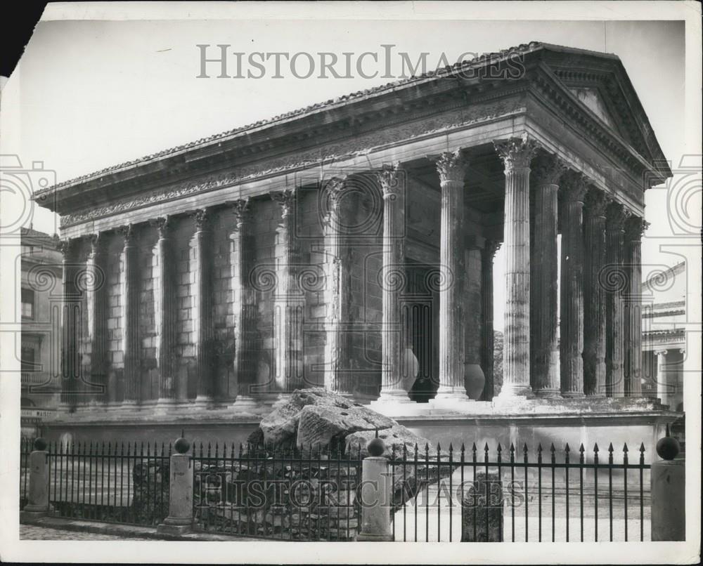 Press Photo Maison Carree, Nimes, France - Historic Images