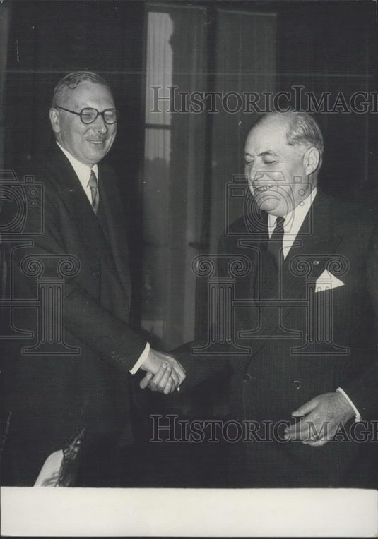 1957 Press Photo Rene Pleven sees Marshall Juin - Historic Images
