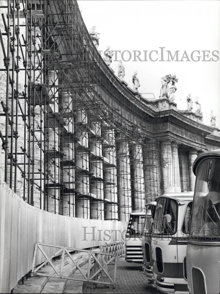 1974 Press Photo The St. Peter Basilica being restored - Historic Images