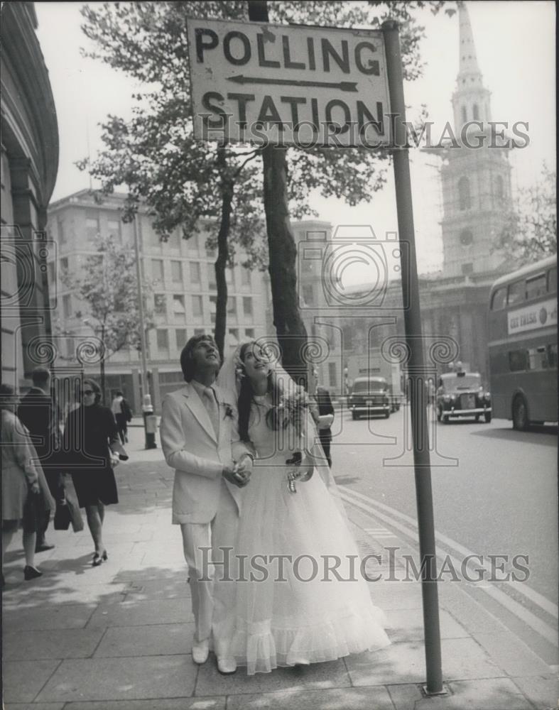 1970 Press Photo Actor Billy Hamongot married and went to polling place to vote - Historic Images