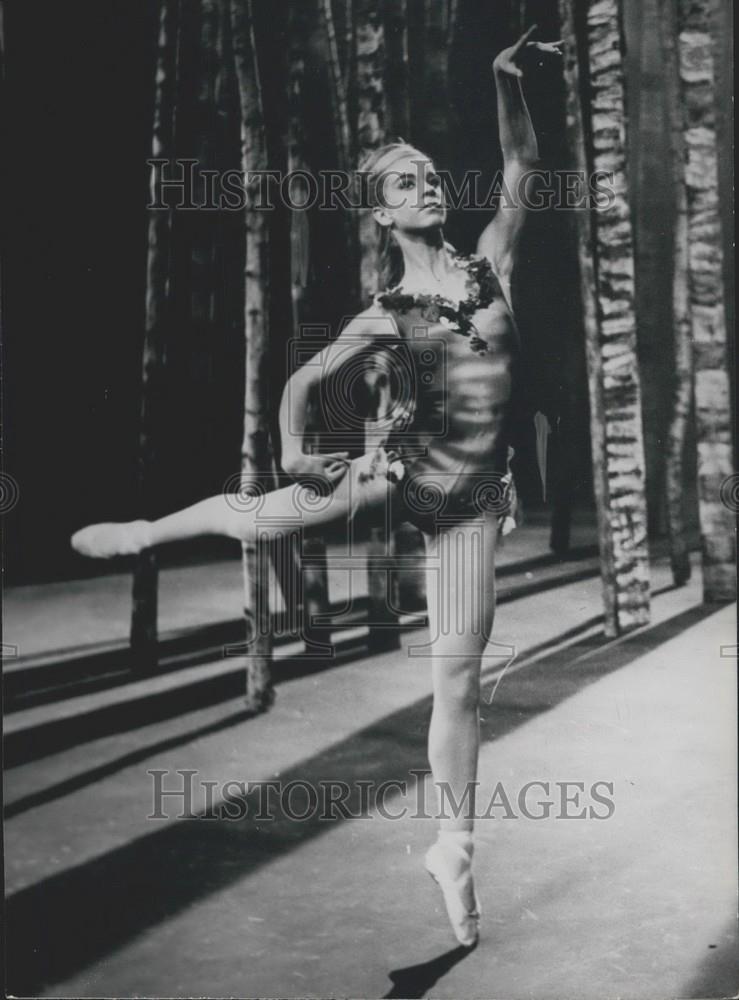 1962 Press Photo Muriel Belmondo Dances Tchaikowsky's Serenade - Historic Images